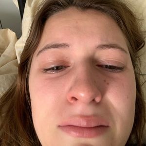 Meet your Posher, Caroline